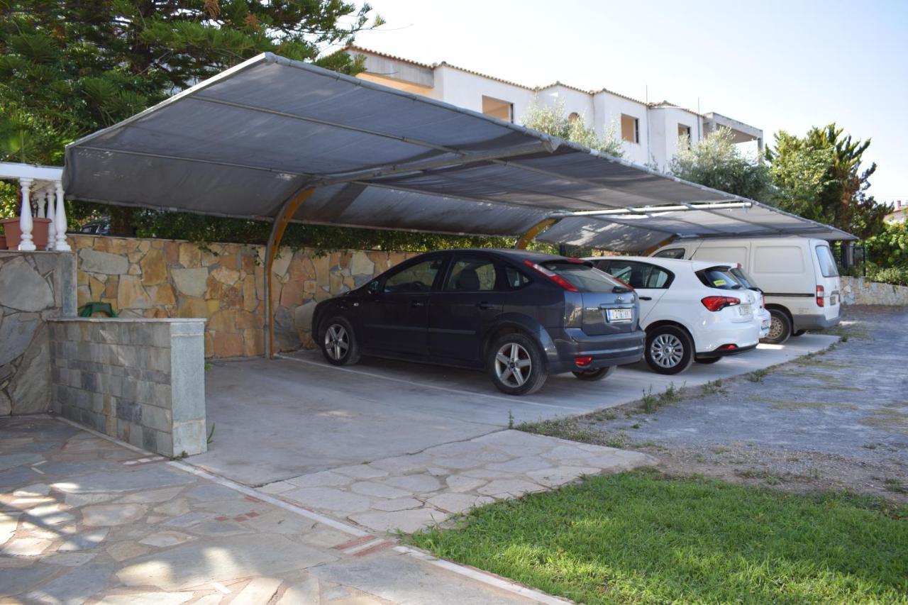 Studio Holiday Kalamata 2 Экстерьер фото